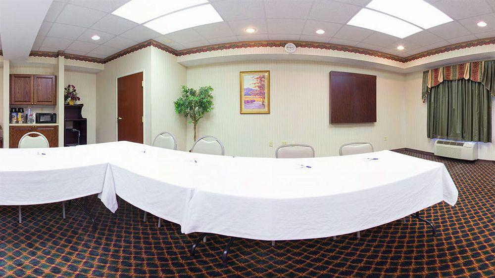 Holiday Inn Express Hillsville By Ihg Buitenkant foto