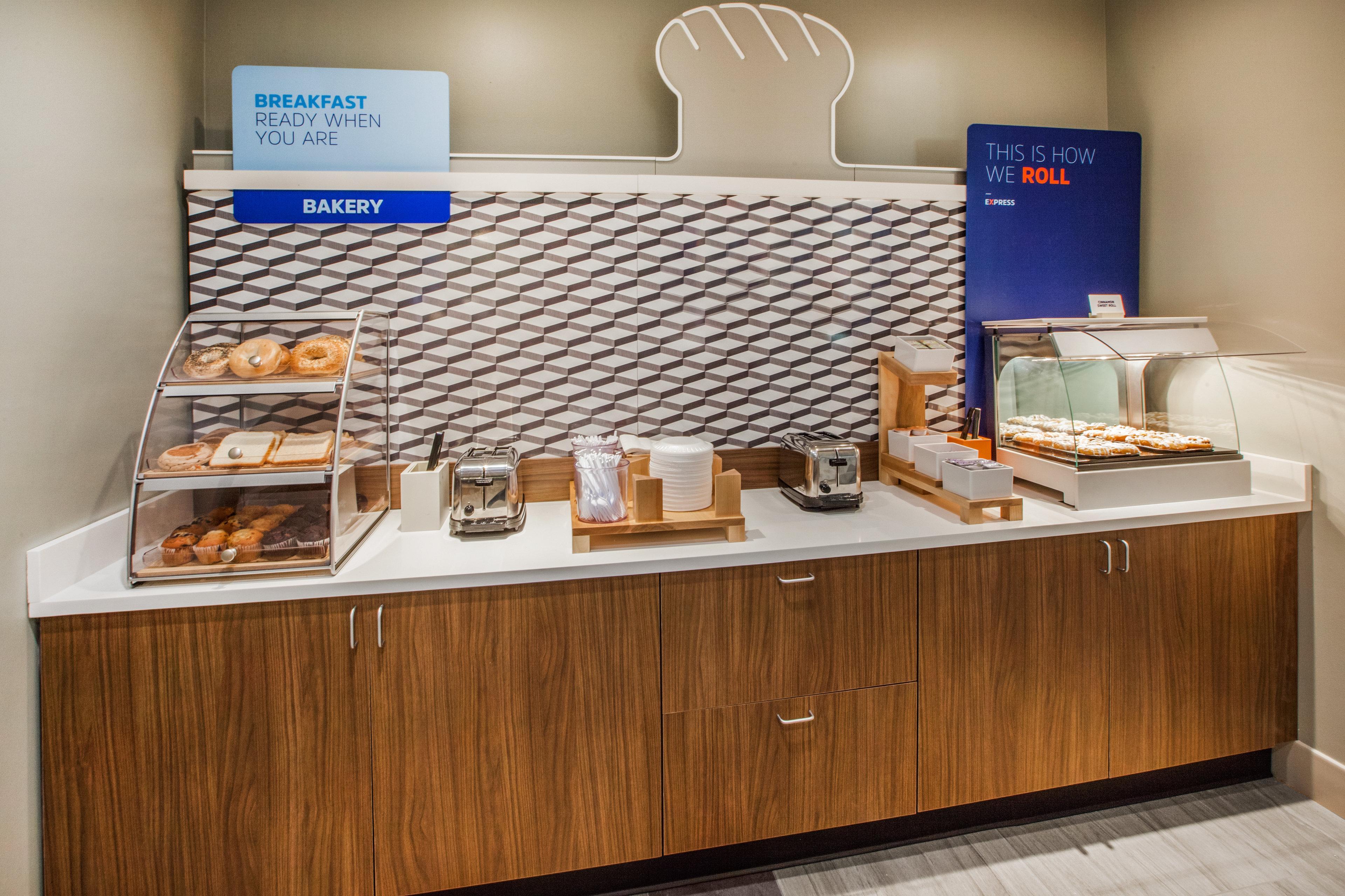 Holiday Inn Express Hillsville By Ihg Buitenkant foto