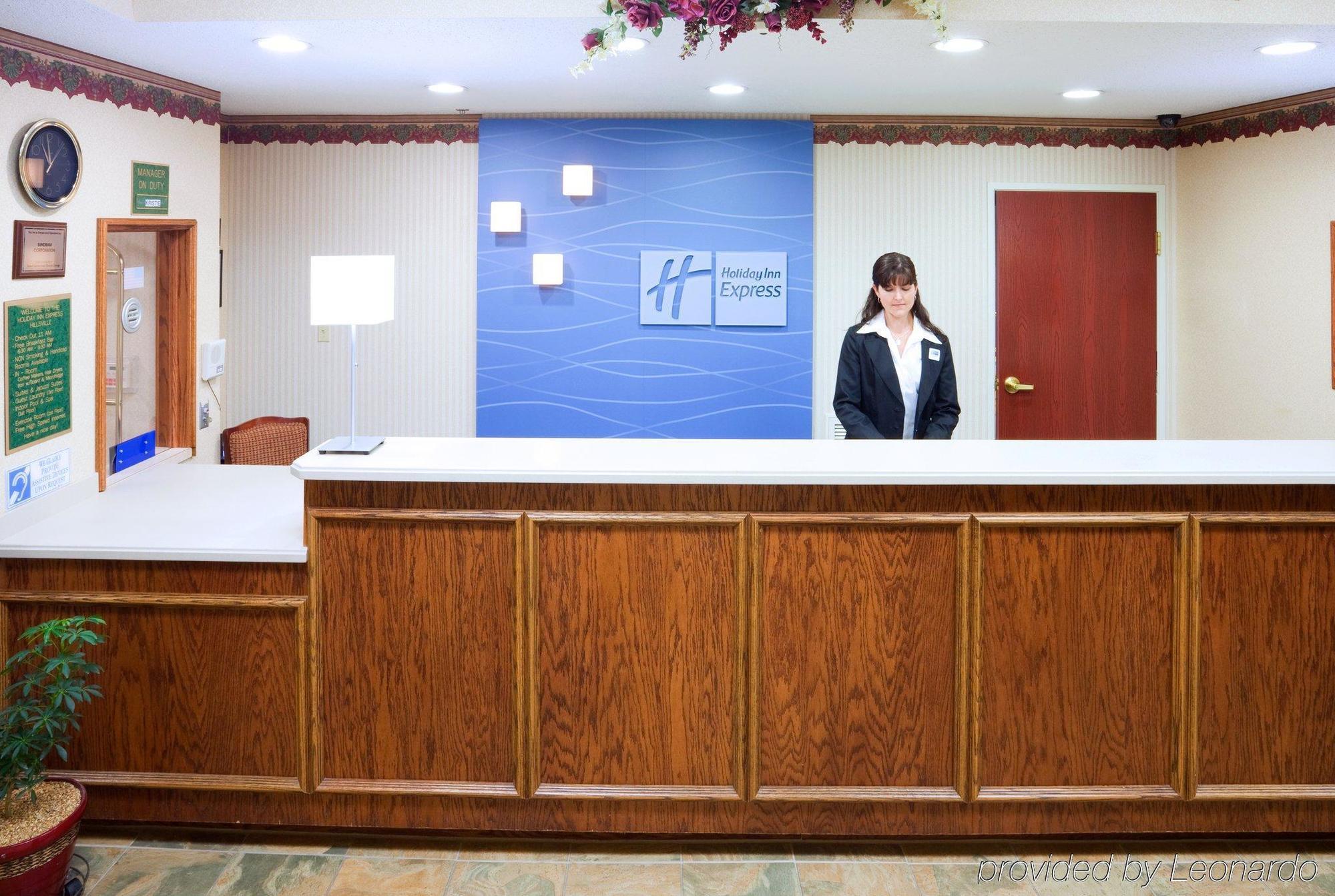 Holiday Inn Express Hillsville By Ihg Buitenkant foto