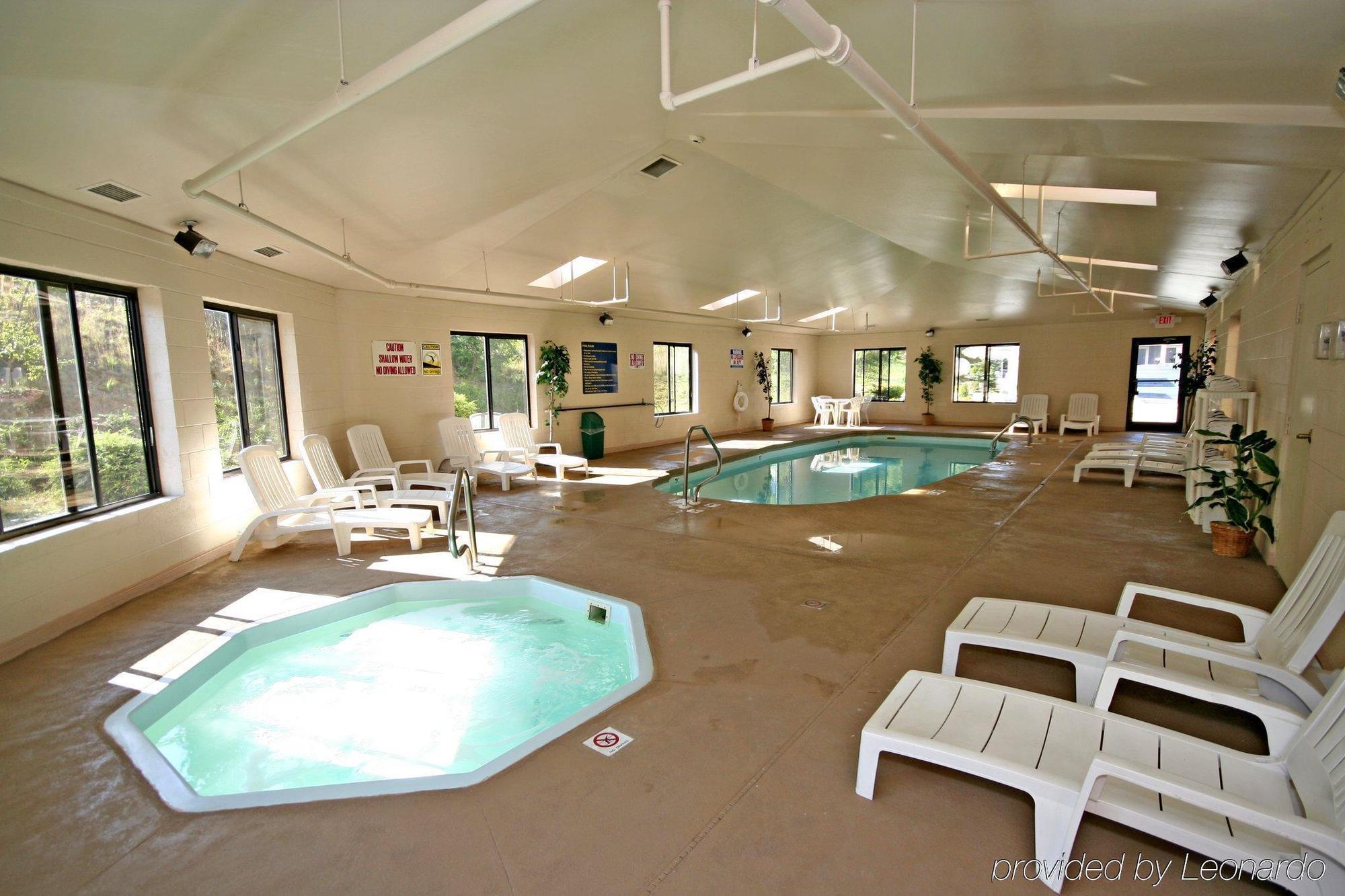 Holiday Inn Express Hillsville By Ihg Buitenkant foto