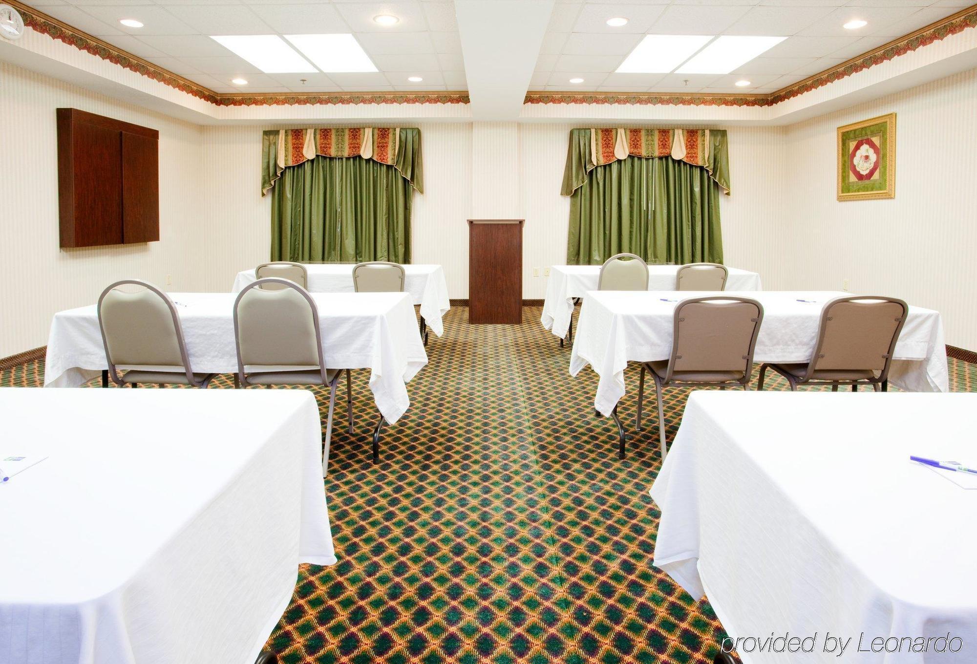 Holiday Inn Express Hillsville By Ihg Buitenkant foto