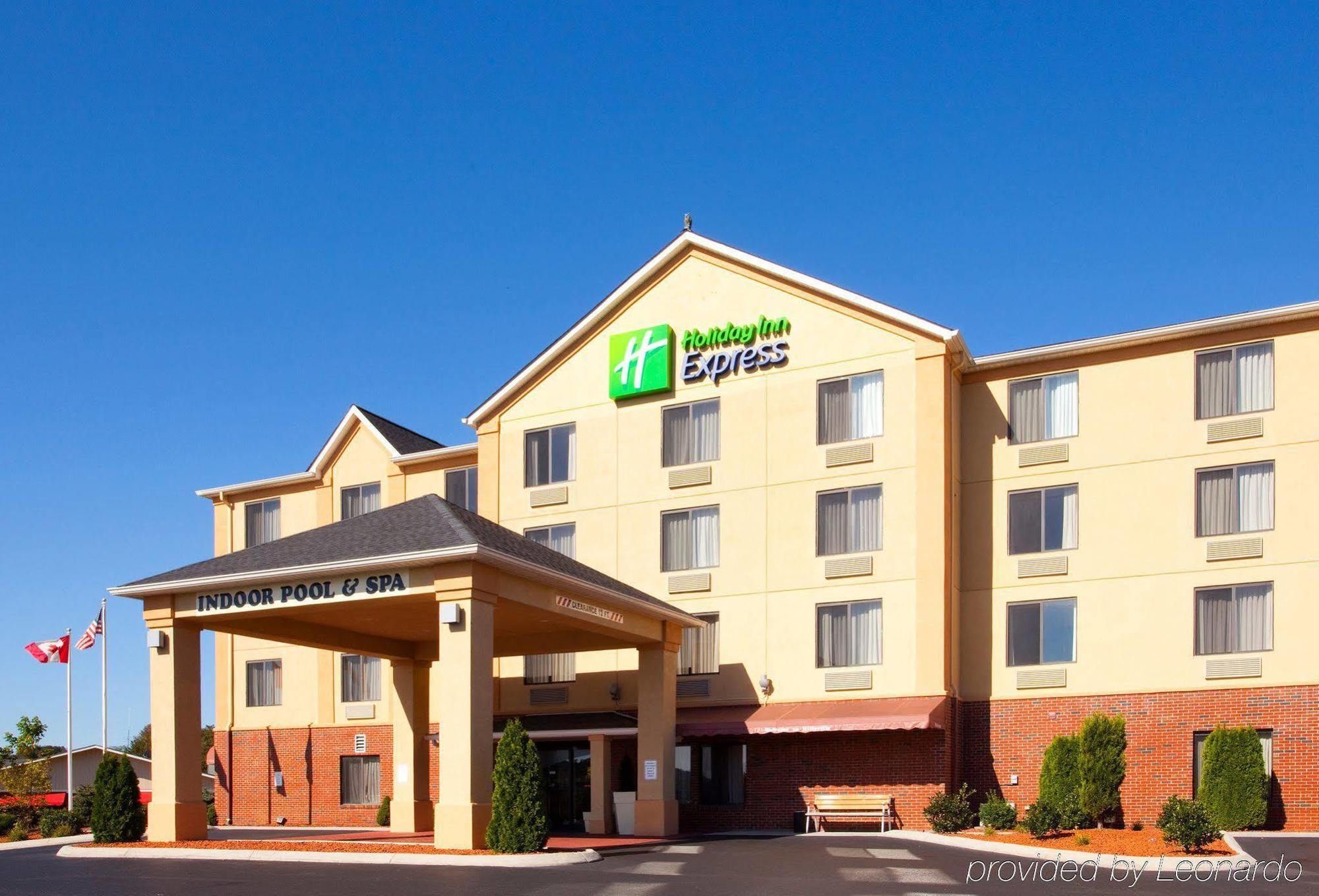 Holiday Inn Express Hillsville By Ihg Buitenkant foto