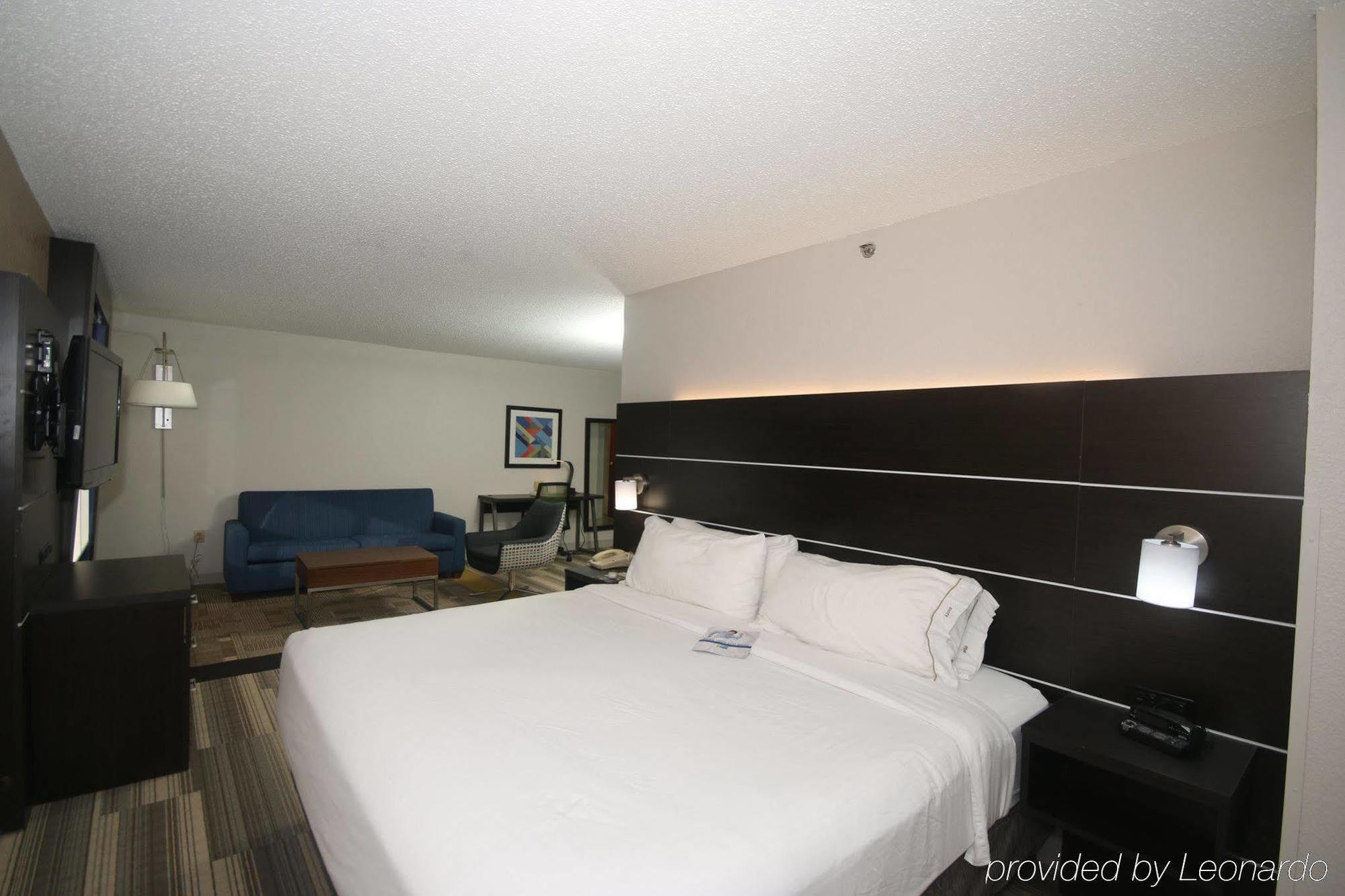 Holiday Inn Express Hillsville By Ihg Buitenkant foto