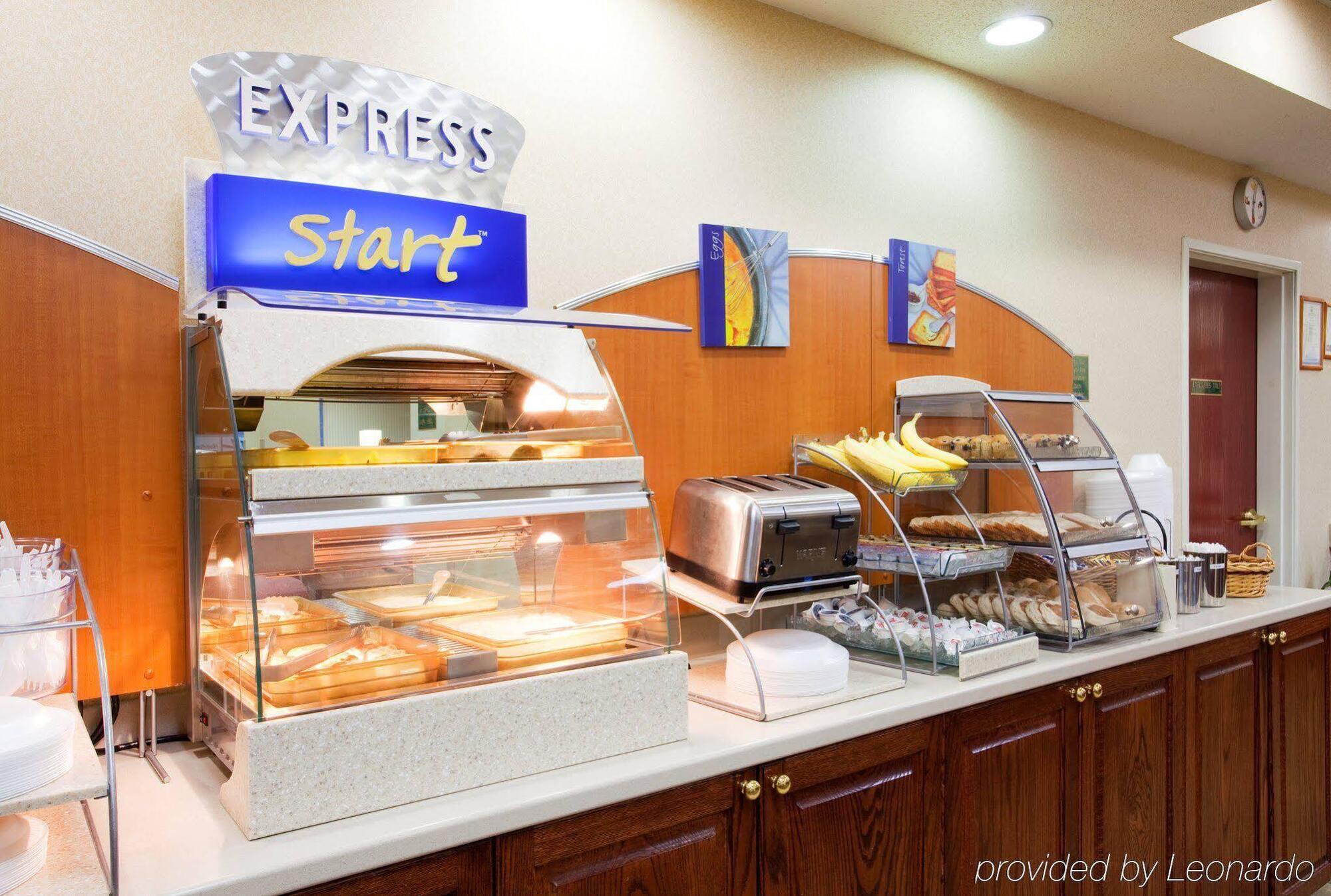 Holiday Inn Express Hillsville By Ihg Buitenkant foto